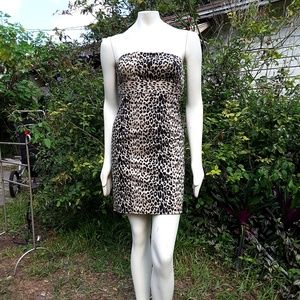 😎$5 for $25😎 Twenty one Cheetah Print Dress